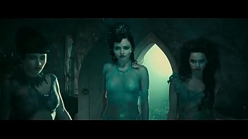 Sapphic Slayers Of The Undead