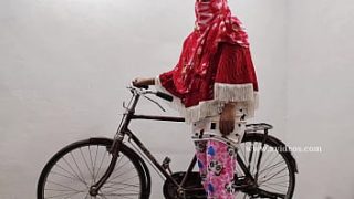 Indian Ex-girlfriend Enjoys Passionate Encounter With Well-endowed Lover