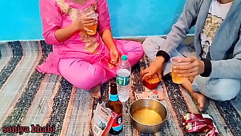 Neighbor Seduced And Bed Broken In Passionate Hindi Voice