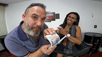 Indian Milf Juju Takes On The $10,000 Challenge To Shove Tikinho Up Her Ass