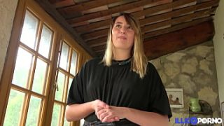 Davina, The Playful Beauty, Enjoys Sodomy In The Rain