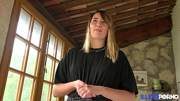 Davina, The Playful Beauty, Enjoys Sodomy In The Rain