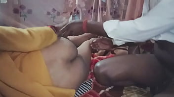 Solo At Home With My Buddy’s Sexy Step Sister Who’s Eager For Action – Hindi Audio