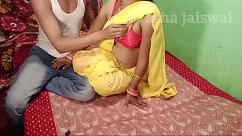 Elegant In A Yellow Saree, Your Graceful Moves Are Mesmerizing In Hindi