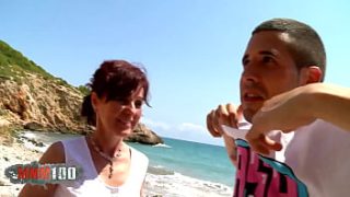 Mature Joycelina Enjoys Outdoor Anal Pleasure