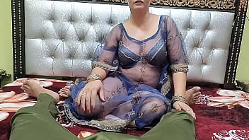 Indian Sister-in-law Gives Deep Oral Pleasure To Brother-in-law In Steamy Hindi Audio