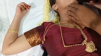 Sexy Indian Babe In Steamy Videos