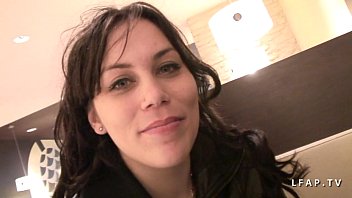 Young Brunette Amateur Enjoys Intense Anal And Fisting Play