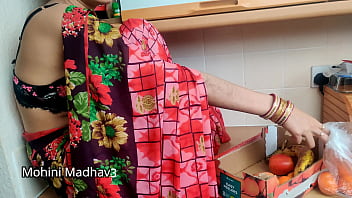 Indian Fruit Seller Woman Engages In Intense Bargaining With Customer In Steamy Hindi Audio Encounter