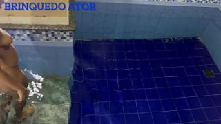 Amador: Novinha Se Exibe Em Vídeo Picante