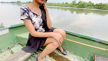 Desi Teen Gets Herself Off On A Rustic Fishing Boat