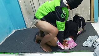Mau Pesen Gojek Buat Ngewe Bareng Di Rumah?