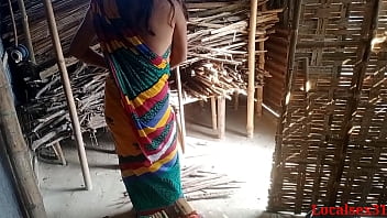Village Bhabi’s Wild Outdoor Adventure With Her Boyfriend