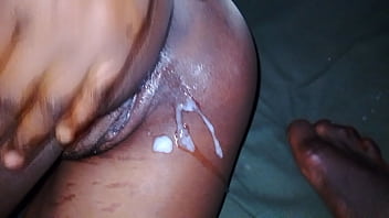 Amateur Ebony Couple’s Intense Hardcore Climax