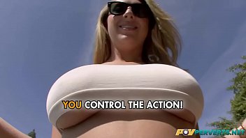 Get Wild With Curvy Blondes