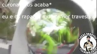 Saindo Com Os Amigos Para Um Rodízio De Travecos Depois Da Quarentena.