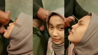 Menggoda Pacar di Tempat Tersembunyi dengan Jilbab