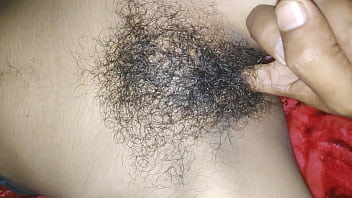 Sultry Indian bhabi’s sweet pussy gets a quick, hard pounding