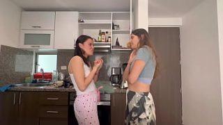 Latina lovers in steamy sapphic fun