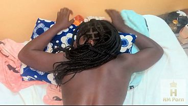 Ébène, une beauté africaine exquise en levrette (la vidéo complète est disponible sur RED)