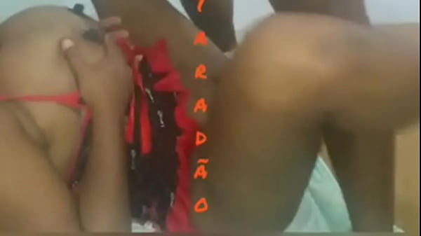 Gozando juntas e levando leitinho no cuzinho