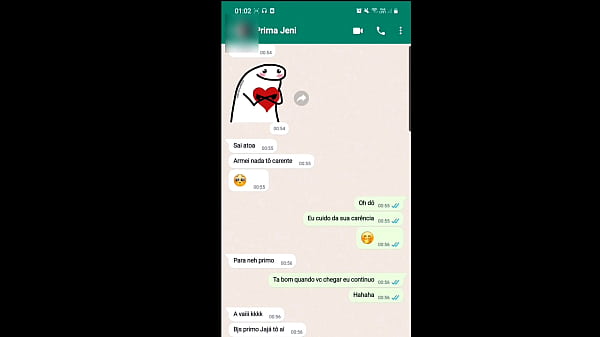 Prima me chama no WhatsApp querendo vir aqui porque a festa foi fraca, essa gostosa que me deixa louco de tesão, comi ela em cima da mesa mesmo