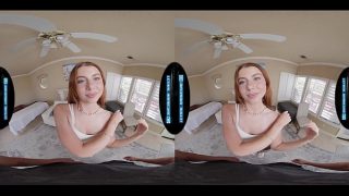 Stella Luxx Craves a Deep, Hard Stretch in Virtual Reality