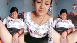Goa’s sultry beauty teases her dripping desire