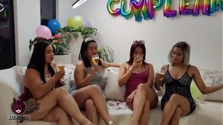 Fiesta íntima entre mujeres
