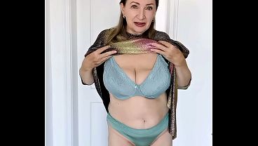 Granny’s Got the Magic Touch: Quick Release Guaranteed with Titty Fucks, Blowjobs, and Cum on These Curves