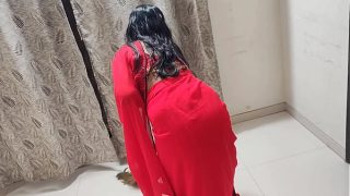 मेरी देसी नौकरानी की चूत मुझे चाहिए, साहब ने कहा जब वह जोर से मार रही थी