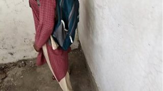 Rural Romance: Desi School Sweethearts’ Intimate Homemade Video