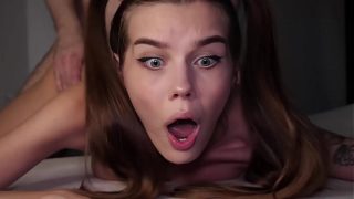 Struggling with a Tight Fit: Alina Foxxx’s Intense Anal Experience