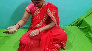 Desi bhabhi gives her devar a wild outdoor blowjob before getting fucked