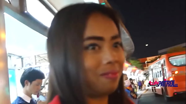 Petite Asian beauty craves a deep, thick filling