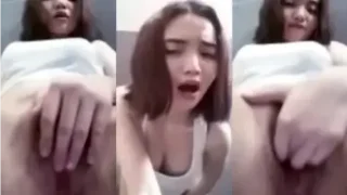 Gadis Bondol Liar Menggoda dengan Tiga Jari