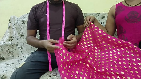 भाभी ने सिलाई के बहाने ट्रेलर में जाकर गरम मौका लिया