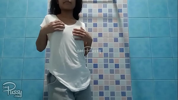 Innocent Filipino Teen’s Sensual Shower Scene