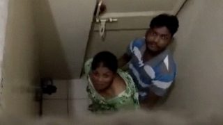 Desi stud busted rawing a whore in the shitter