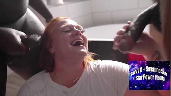 Sultry Redhead Julie Ginger’s Sensual Encounter in the Bathroom