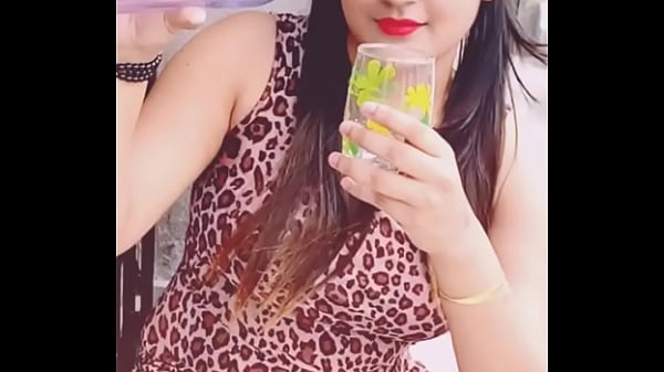 Indian babe spreading wide in X pose