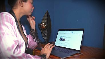 Petite Pals Passionately Share a Thick Rod in a Raw Anal Duo