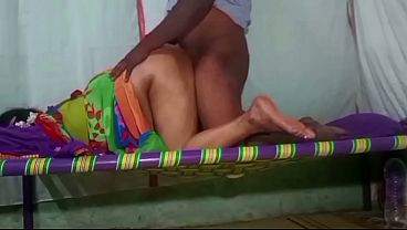 Desi saree aunty getting pounded doggy style in homemade