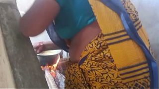 Indian housewife bhabhi craves raw, steamy passion