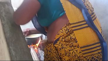 Indian housewife bhabhi craves raw, steamy passion