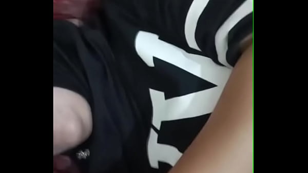 Bokep Indonesia ngentot cewek jilbab di kontrakan, nafsu terpendam pecah di kamar sempit