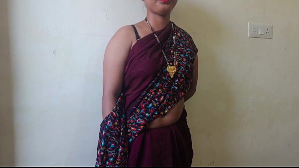 Hot Indian desi village bhabhi sucking cock with dirty Hindi moans in clear audio