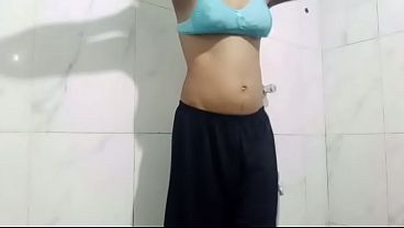 Desi Indian stepsister’s leaked video goes wild