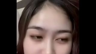 Tonton cewek Indonesia live, gerakannya bikin panas dan nggak tahan