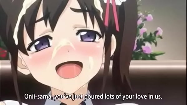 Hentai, una milf se folla a una adolescente